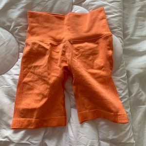 Body maximize shorts